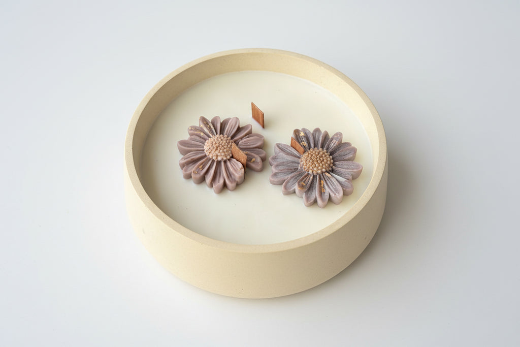 “Center Piece Candle”• soy wax • bowl vessel