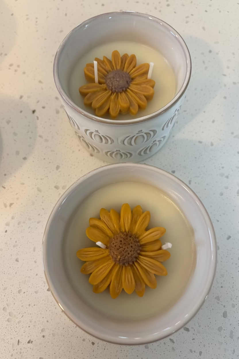 Pumpkin flower candle 10oz